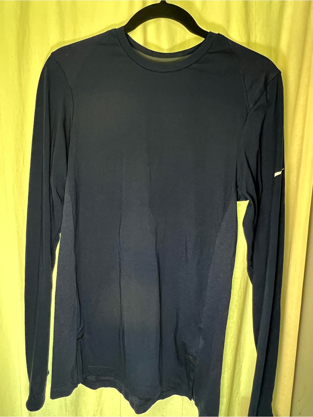 Nike Hyperelite Long Sleeve Shooter Long Sleeve Basketball Performance Shirt